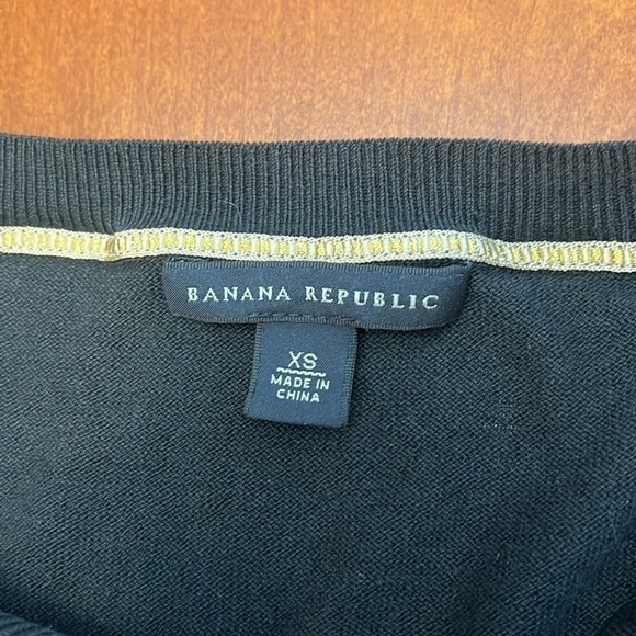 Banana Republic Silk Blend Shortsleeve Sweater - Picture 7 of 8